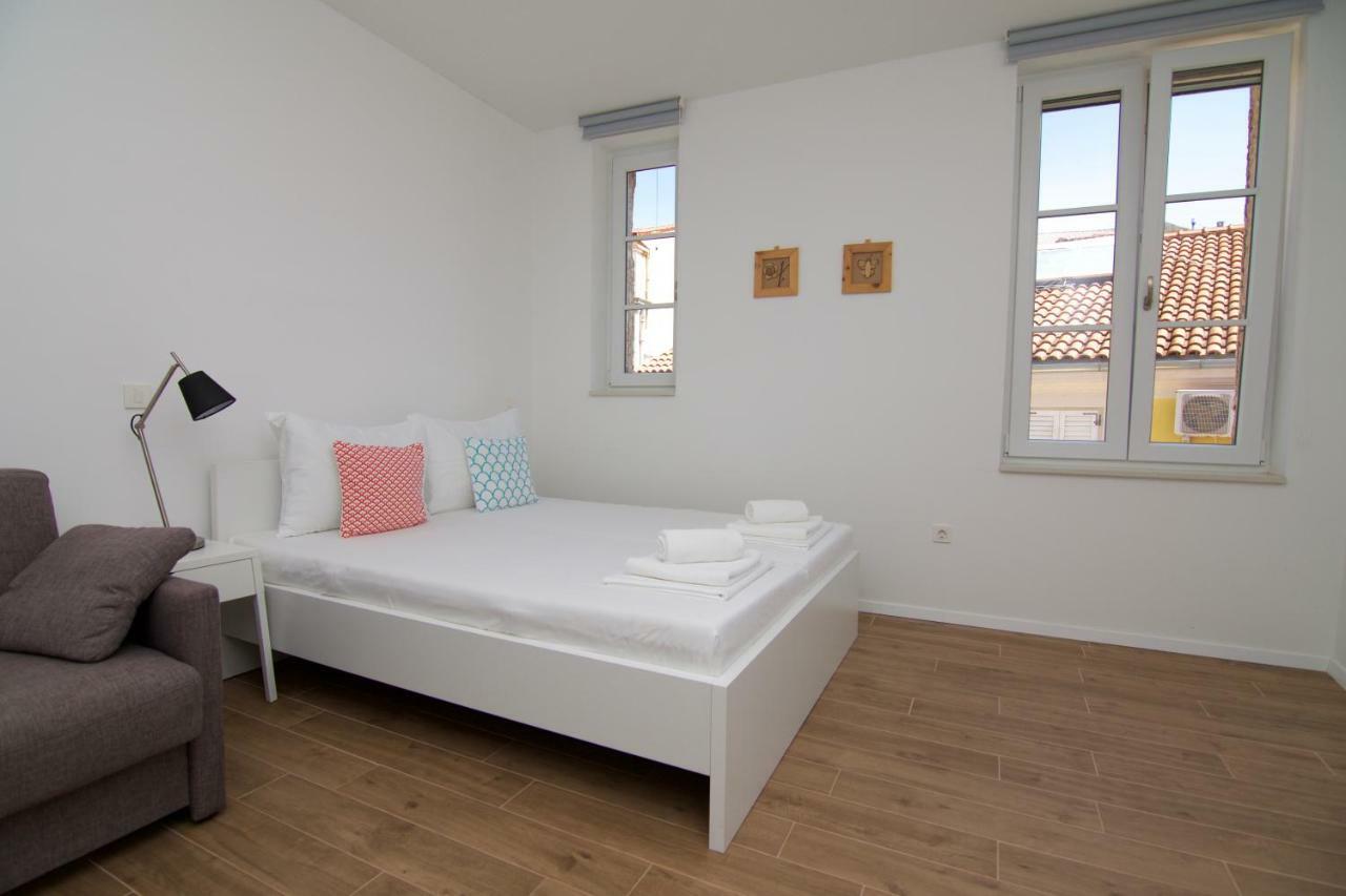 Apartments And Rooms Jospino 말리로시니 외부 사진